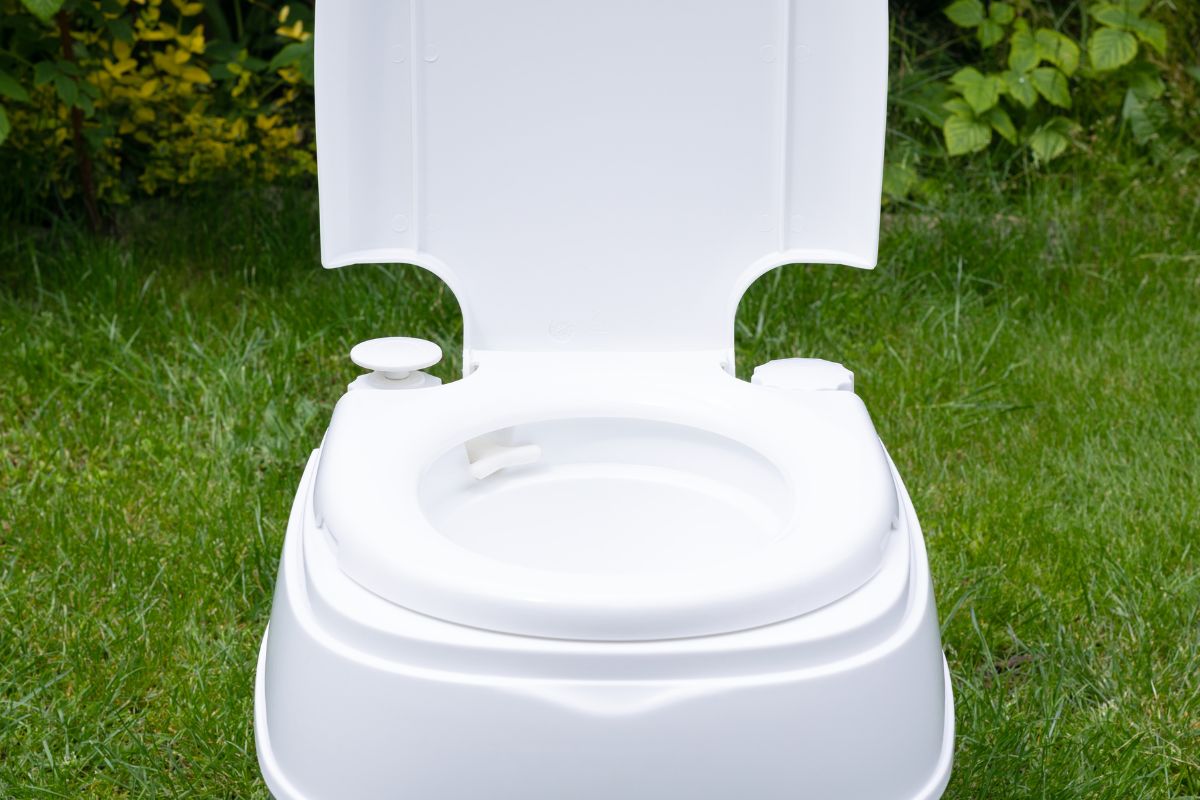 compost toilet system