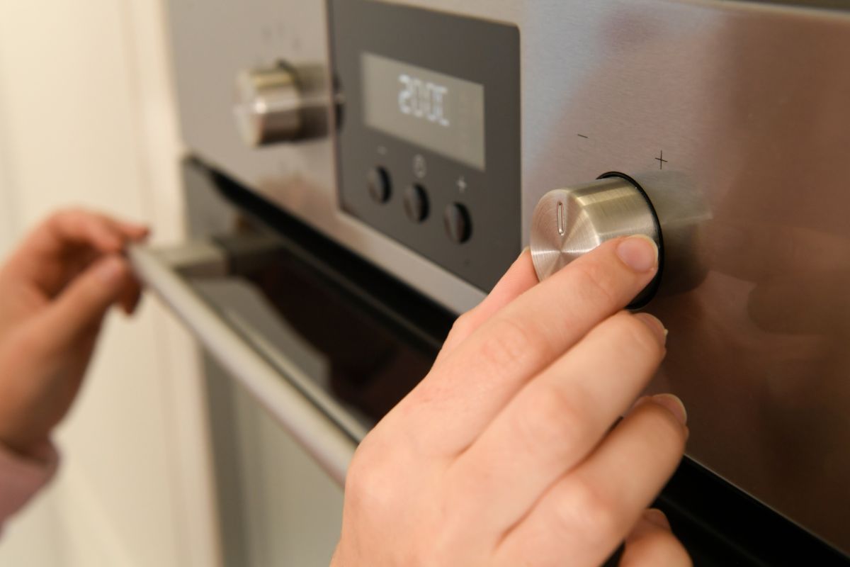 Troubleshooting Common Oven and Stove Problems