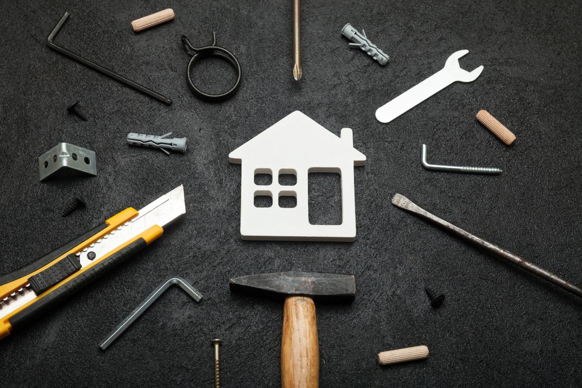 Should You DIY a Home Repair Project or Call in the Pros?